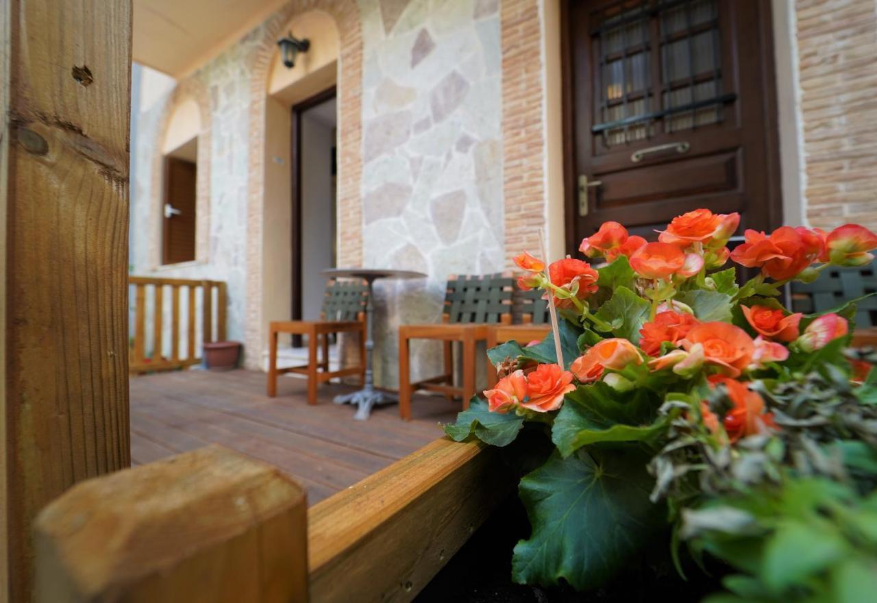 Hotel Tourist Parga Exterior foto